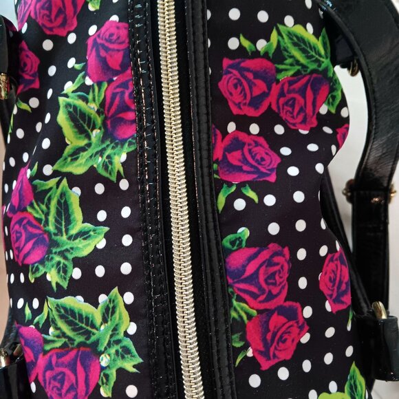 ๐ฅ BETSEY JOHNSON LARGE SATCHEL TOP HANDLE and CROSSBODY BAG โค๏ธ - Picture 6 of 9